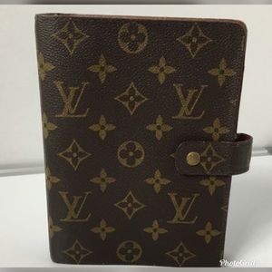 Louis Vuitton agenda MM